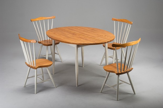 Large image of Set of table and chairs "Pelimanni"