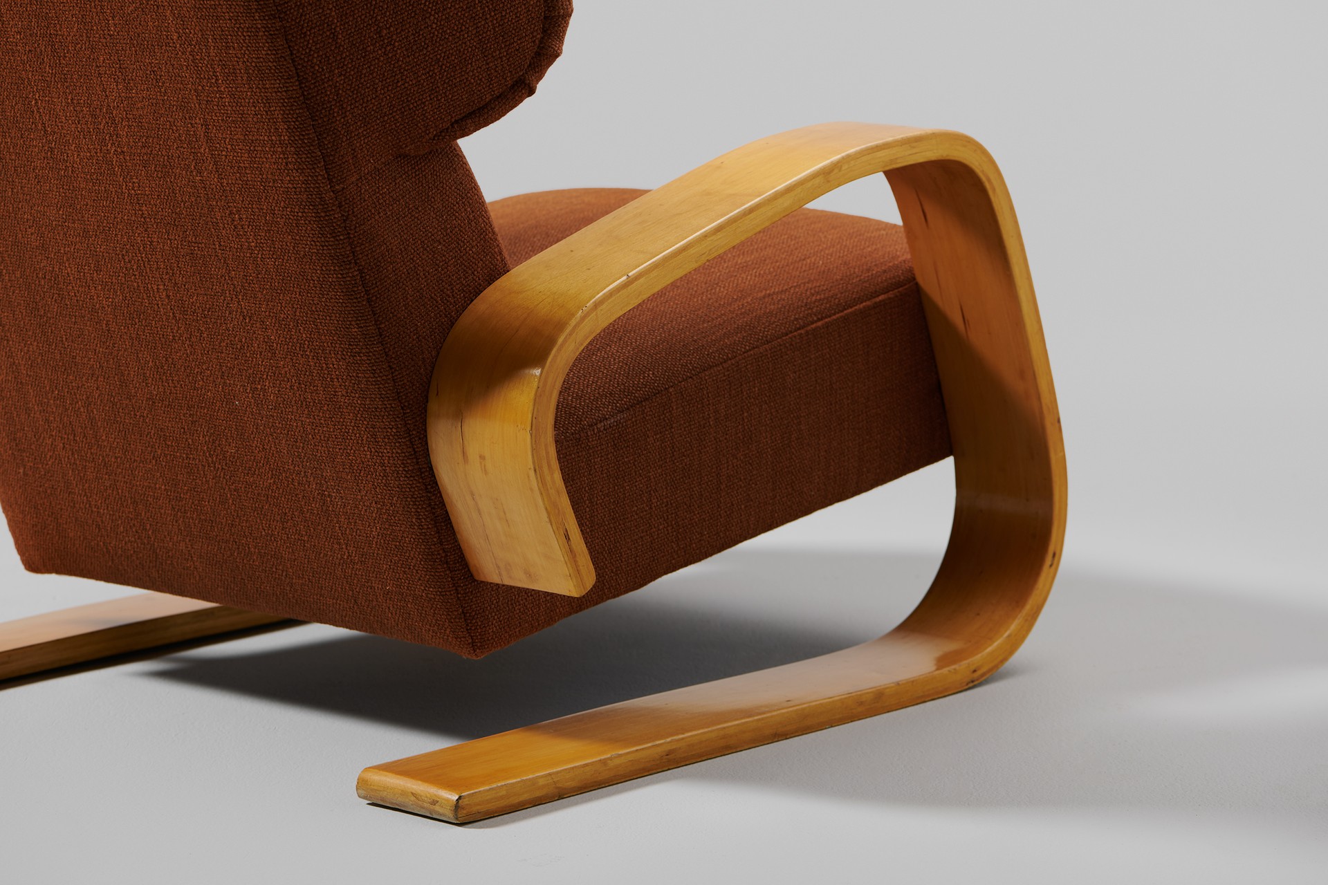 Alvar Aalto – Highback Tank chair - Jackson Design