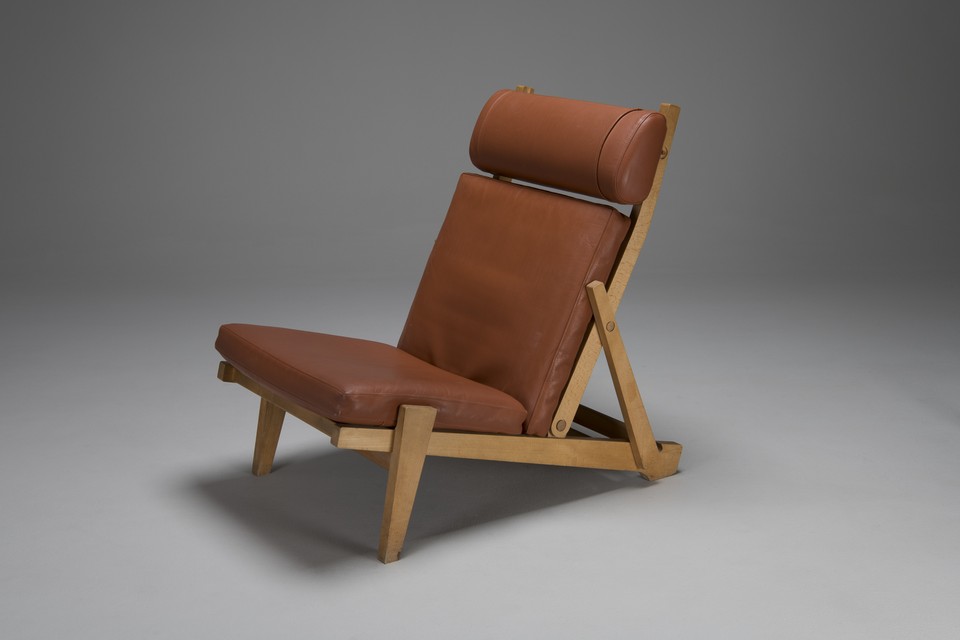 Hans J. Wegner – Adjustable Folding Lounge Chair, Model no. 'SA 